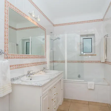 Casa Clajon * Budens