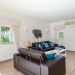 Vila Casa Clajon *